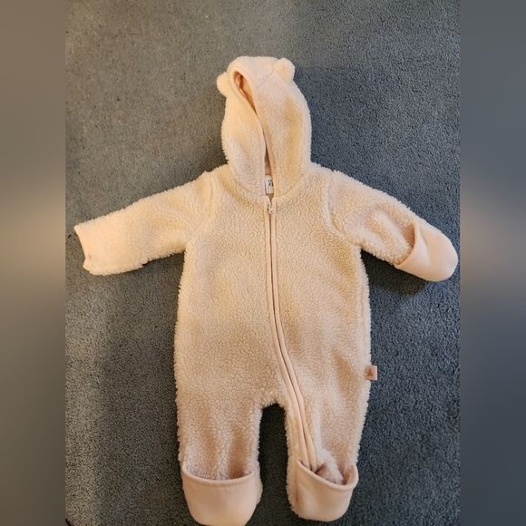 GAP Other - NWOT Baby Gap Footless Sherpa Romper 0-3 months